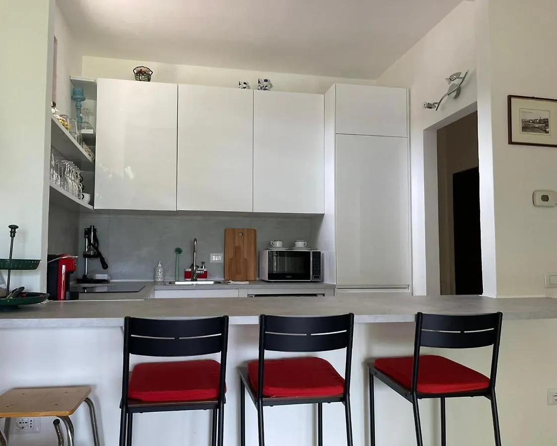 Casa Di Paolino Apartment Porto Valtravaglia