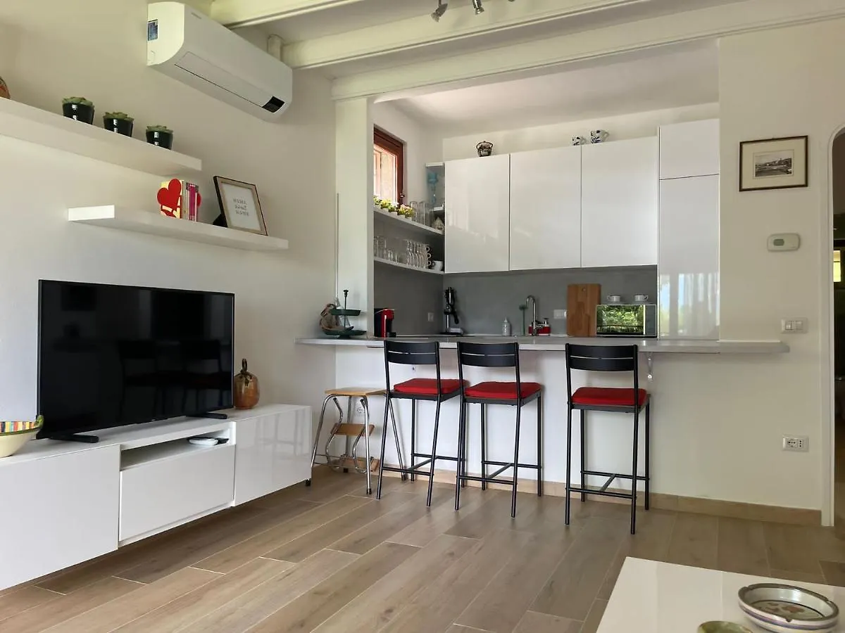 Casa Di Paolino Apartment Porto Valtravaglia Italy