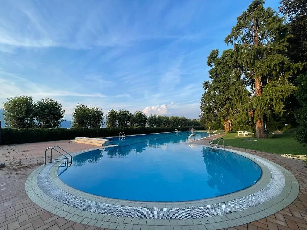 Casa Di Paolino Apartment Porto Valtravaglia Italy