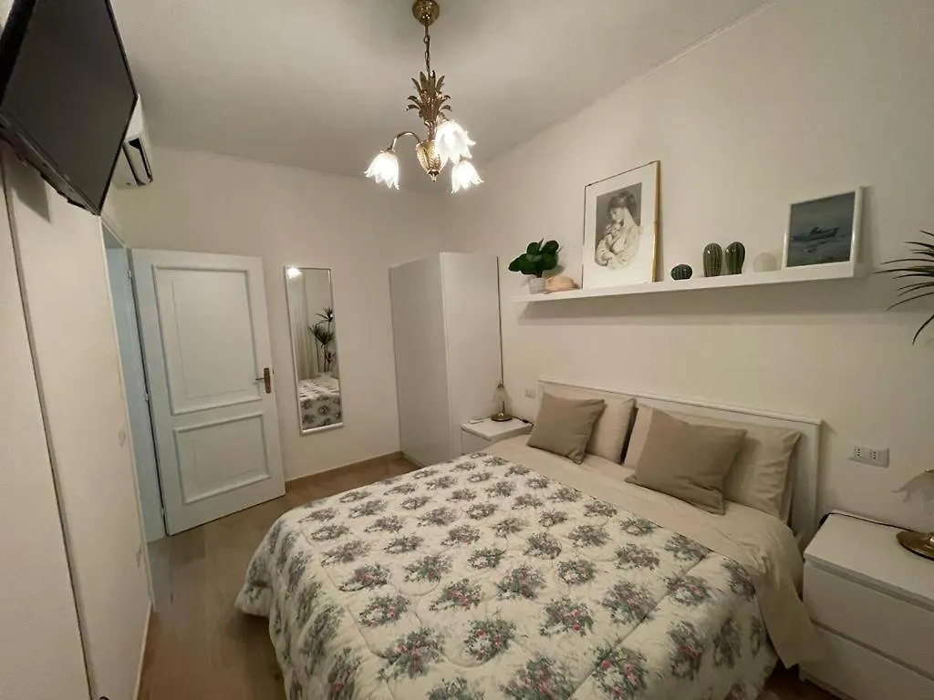Casa Di Paolino Apartment Porto Valtravaglia 0*,  Italy