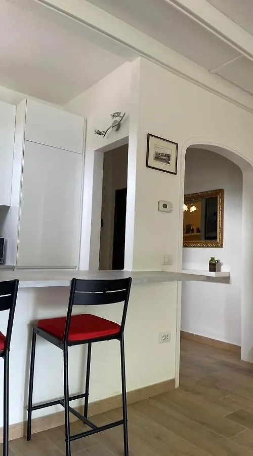 Casa Di Paolino Apartment Porto Valtravaglia Italy